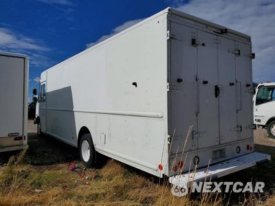 Drugie zdjęcie samochodu z przodu: 2013 FORD F59 DELIVERY TRUCK VIN:1F66F5KYXD0A01643 - miniatura