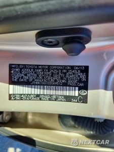 Zdjęcie 12 z 12 samochodu: 2013 LEXUS ES 350 VIN:JTHBK1GG1D2069512 - miniatura