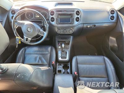 Zdjęcie 8 z 14 samochodu: 2016 VOLKSWAGEN TIGUAN S VIN:WVGAV7AX0GW546603 - miniatura