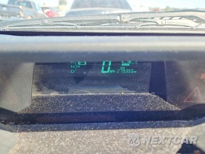Zdjęcie 9 z 12 samochodu: 2007 TOYOTA PRIUS BASE VIN:JTDKB20UX77631129 - miniatura