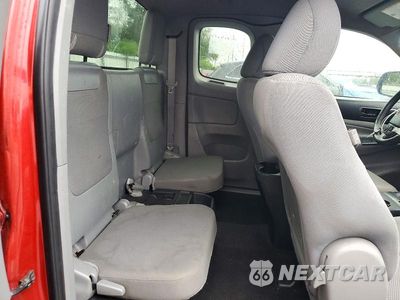 Zdjęcie 10 z 12 samochodu: 2014 TOYOTA TACOMA BASE VIN:5TFTX4CN0EX044778 - miniatura
