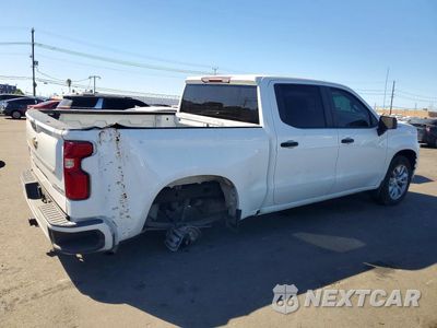 Trzecie zdjęcie samochodu z tyłu: 2022 CHEVROLET SILVERADO LTD C1500 CUSTOM VIN:3GCPWBEK1NG203307 - miniatura