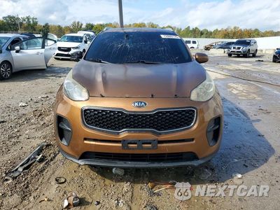 Piąte zdjęcie samochodu w środku: 2017 KIA SPORTAGE LX VIN:KNDPM3AC6H7215625 - miniatura