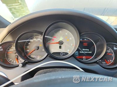 Zdjęcie 9 z 12 samochodu: 2014 PORSCHE CAYENNE GTS VIN:WP1AD2A21ELA76111 - miniatura