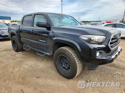Czwarte zdjęcie samochodu z boku: 2019 TOYOTA TACOMA SR5 V6 VIN:3TMCZ5ANXKM201043 - miniatura