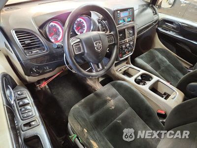 Zdjęcie 8 z 13 samochodu: 2016 DODGE GRAND CARAVAN SXT VIN:2C4RDGCG3GR176120 - miniatura