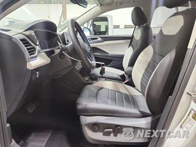 Zdjęcie 7 z 14 samochodu: 2025 VOLKSWAGEN TAOS SEL VIN:3VV4C7B26SM058079 - miniatura