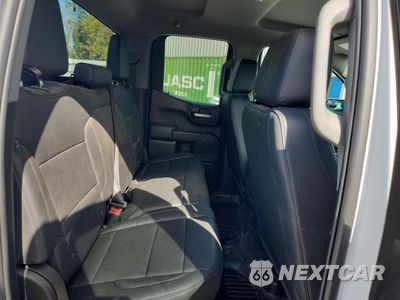 Zdjęcie 10 z 12 samochodu: 2023 CHEVROLET SILVERADO K1500 VIN:1GCRDAEK7PZ177937 - miniatura