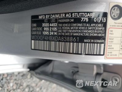 Zdjęcie 12 z 12 samochodu: 2013 MERCEDES-BENZ C 250 VIN:WDDGF4HBXDA838861 - miniatura