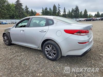 Drugie zdjęcie samochodu z przodu: 2020 KIA OPTIMA LX VIN:5XXGT4L3XLG438157 - miniatura
