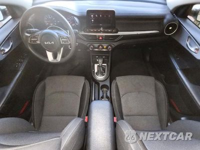 Zdjęcie 8 z 13 samochodu: 2024 KIA FORTE LXS VIN:3KPF24AD4RE742578 - miniatura