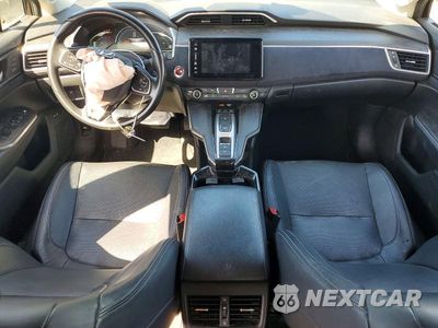 Zdjęcie 8 z 12 samochodu: 2018 HONDA CLARITY TOURING VIN:JHMZC5F39JC024051 - miniatura
