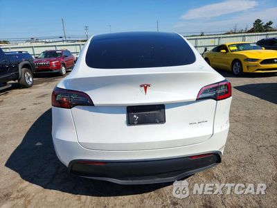 Zdjęcie 6 z 12 samochodu: 2023 TESLA MODEL Y VIN:7SAYGDEE0PF759465 - miniatura
