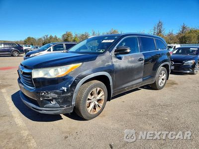2015 TOYOTA HIGHLANDER XLE 5TDJKRFH1FS103840 - główne zdjęcie licytacji z USA - miniatura
