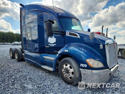 Czwarte zdjęcie samochodu z boku: 2017 KENWORTH T680 SEMI TRUCK VIN:1XKYDP9X8HJ142283 - miniatura