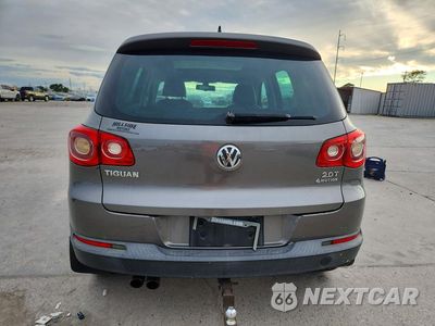 Zdjęcie 6 z 13 samochodu: 2011 VOLKSWAGEN TIGUAN S VIN:WVGBV7AX3BW506349 - miniatura