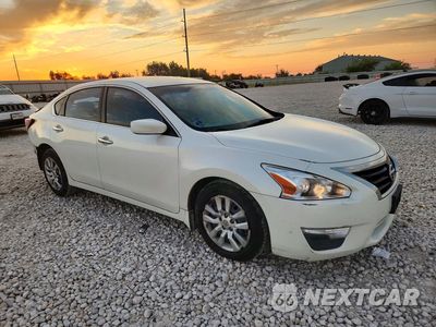 Czwarte zdjęcie samochodu z boku: 2013 NISSAN ALTIMA 2.5 VIN:1N4AL3AP8DN563417 - miniatura