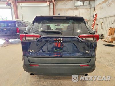 Zdjęcie 6 z 13 samochodu: 2021 TOYOTA RAV4 XLE VIN:2T3P1RFV7MW210938 - miniatura