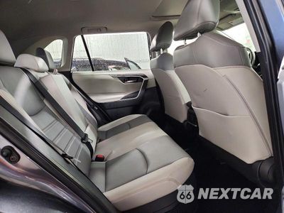 Zdjęcie 11 z 14 samochodu: 2023 TOYOTA RAV4 XLE PREMIUM VIN:JTMB6RFV0PD108863 - miniatura