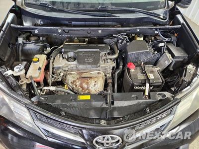 Zdjęcie 11 z 12 samochodu: 2015 TOYOTA RAV4 XLE VIN:2T3RFREV4FW230059 - miniatura