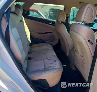 Zdjęcie 10 z 12 samochodu: 2017 HYUNDAI TUCSON SE VIN:KM8J23A40HU502623 - miniatura