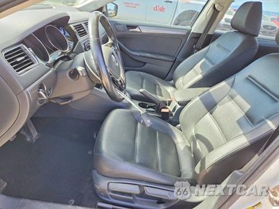 Zdjęcie 7 z 12 samochodu: 2015 VOLKSWAGEN JETTA TDI VIN:3VW3A7AJ0FM425487 - miniatura