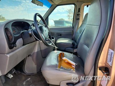 Zdjęcie 7 z 13 samochodu: 1998 FORD ECONOLINE E150 VIN:1FMRE1124WHA45110 - miniatura