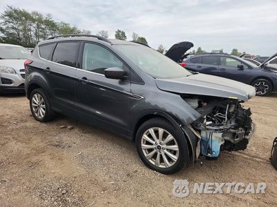 Czwarte zdjęcie samochodu z boku: 2019 FORD ESCAPE SEL VIN:1FMCU9HD8KUA66302 - miniatura