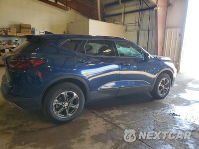 Trzecie zdjęcie samochodu z tyłu: 2023 CHEVROLET BLAZER 2LT VIN:3GNKBHR46PS109581 - miniatura