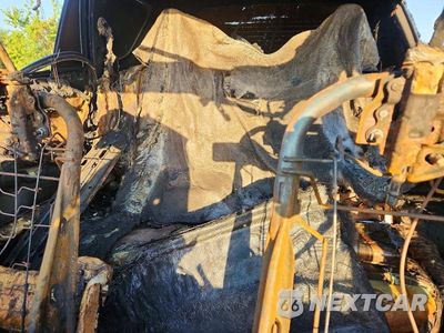 Zdjęcie 10 z 13 samochodu: 2011 TOYOTA RAV4 LIMITED VIN:2T3DF4DVXBW150550 - miniatura