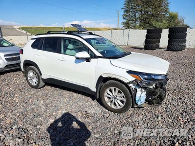 Czwarte zdjęcie samochodu z boku: 2023 TOYOTA COROLLA CROSS LE VIN:7MUBAABG4PV053593 - miniatura
