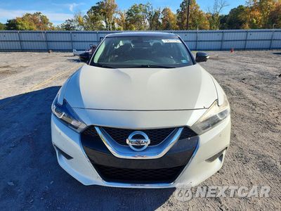 Piąte zdjęcie samochodu w środku: 2017 NISSAN MAXIMA PLATINUM VIN:1N4AA6AP1HC394530 - miniatura