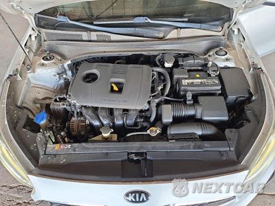 Zdjęcie 11 z 12 samochodu: 2019 KIA FORTE S VIN:3KPF34AD9KE134624 - miniatura