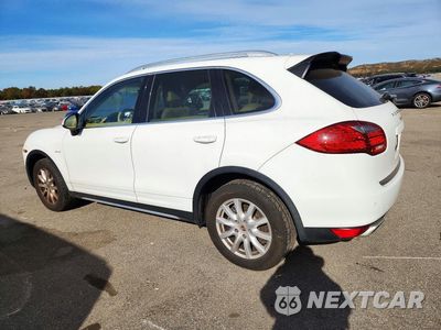 Drugie zdjęcie samochodu z przodu: 2013 PORSCHE CAYENNE VIN:WP1AF2A21DLA38791 - miniatura