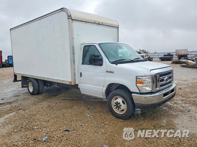 Czwarte zdjęcie samochodu z boku: 2022 FORD E-450 BOX TRUCK VIN:1FDXE4FN8NDC11601 - miniatura