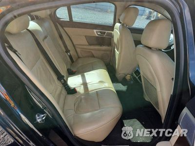 Zdjęcie 10 z 12 samochodu: 2013 JAGUAR XF VIN:SAJWJ0EF8D8S89318 - miniatura