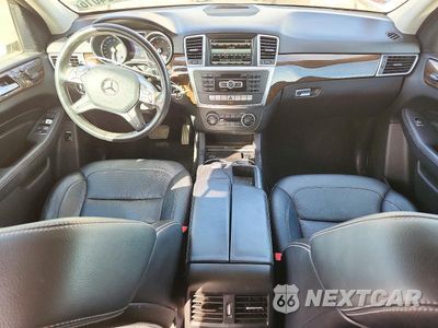 Zdjęcie 8 z 12 samochodu: 2015 MERCEDES-BENZ ML 350 4MATIC VIN:4JGDA5HB3FA588444 - miniatura