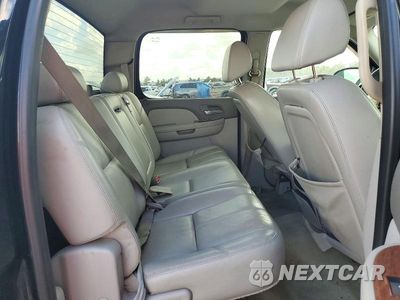 Zdjęcie 10 z 12 samochodu: 2007 GMC NEW SIERRA C1500 VIN:3GTEC13J17G539983 - miniatura