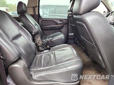 Zdjęcie 11 z 13 samochodu: 2013 CHEVROLET SUBURBAN K1500 LTZ VIN:1GNSKKE76DR285204 - miniatura
