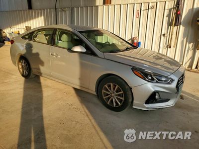 Czwarte zdjęcie samochodu z boku: 2019 HYUNDAI SONATA SE VIN:5NPE24AF8KH730772 - miniatura