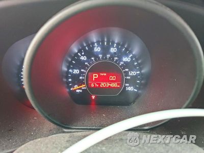 Zdjęcie 9 z 12 samochodu: 2014 KIA SOUL BASE VIN:KNDJN2A2XE7088734 - miniatura