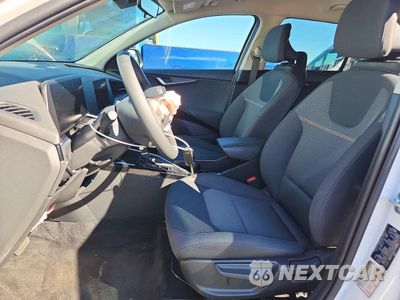 Zdjęcie 7 z 13 samochodu: 2026 KIA NIRO LX VIN:KNDCP3LE5T5340625 - miniatura