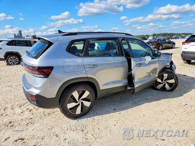 Trzecie zdjęcie samochodu z tyłu: 2026 VOLKSWAGEN TAOS S VIN:3VV8C7B22TM034090 - miniatura