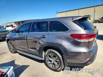 Drugie zdjęcie samochodu z przodu: 2019 TOYOTA HIGHLANDER LE VIN:5TDZZRFH0KS303309 - miniatura