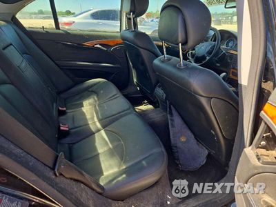 Zdjęcie 10 z 12 samochodu: 2006 MERCEDES-BENZ E 350 VIN:WDBUF56J76A859097 - miniatura