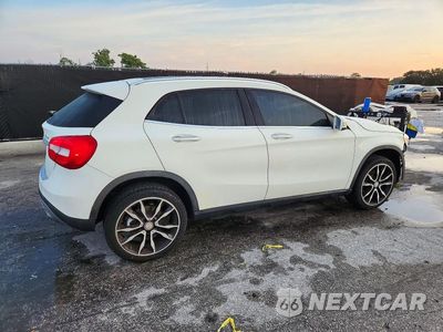 Trzecie zdjęcie samochodu z tyłu: 2016 MERCEDES-BENZ GLA 250 4MATIC VIN:WDCTG4GB9GJ229699 - miniatura