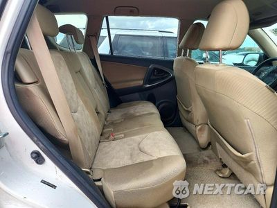 Zdjęcie 10 z 13 samochodu: 2010 TOYOTA RAV4 BASE VIN:JTMZF4DV8A5031035 - miniatura
