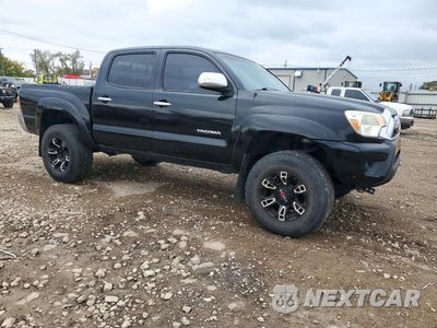 Czwarte zdjęcie samochodu z boku: 2015 TOYOTA TACOMA DOUBLE CAB PRERUNNER VIN:5TFJX4GN4FX045189 - miniatura