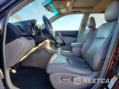 Zdjęcie 7 z 13 samochodu: 2013 TOYOTA HIGHLANDER LIMITED VIN:5TDDK3EH0DS248991 - miniatura