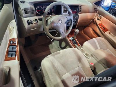 Zdjęcie 8 z 12 samochodu: 2006 TOYOTA COROLLA LE VIN:1NXBR32E16Z681999 - miniatura